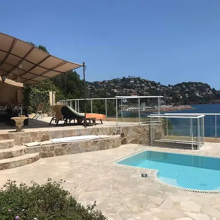 Lou Cade, Vue Imprenable Et Privee, Villa